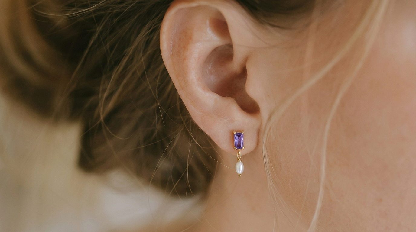 საყურე მარგალიტით