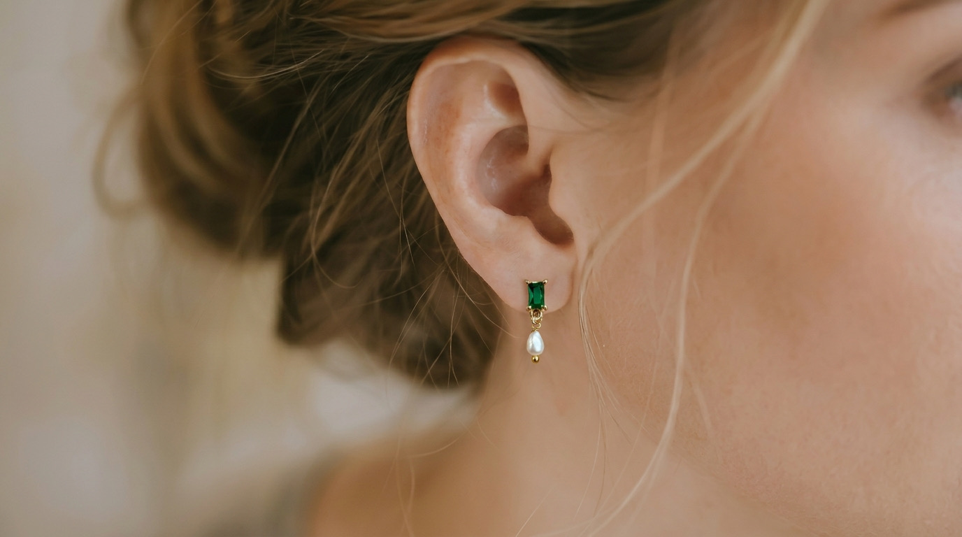 საყურე მარგალიტით