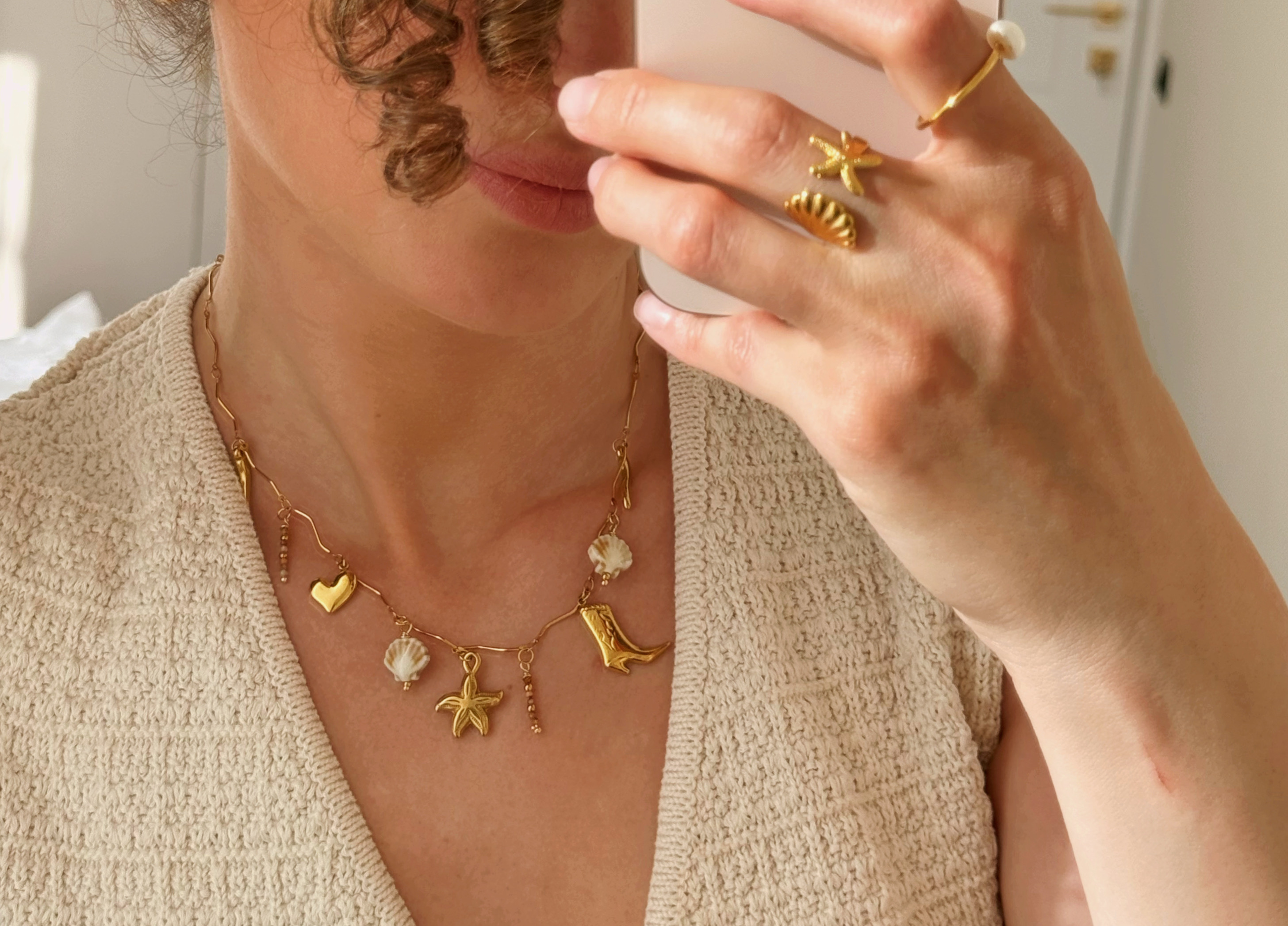 Cappuccino Charms ყელსაბამი